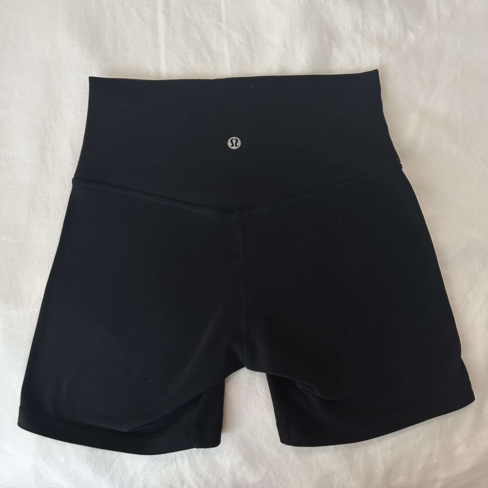Lululemon Align High-Rise Short 6’’